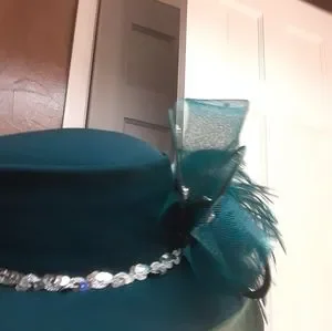 Lisa Renee | Accessories | Hunter Green Lisa Renee Hat  display picture 2